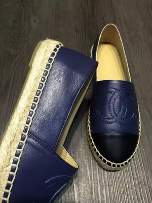 CHANEL Loafers Women--065